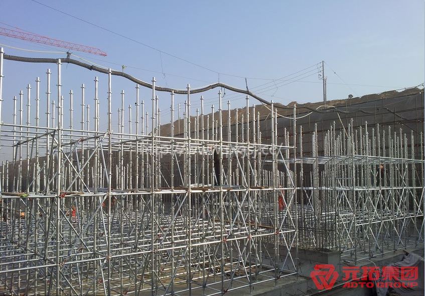 鄭州新鄭國際機場施工現場.png